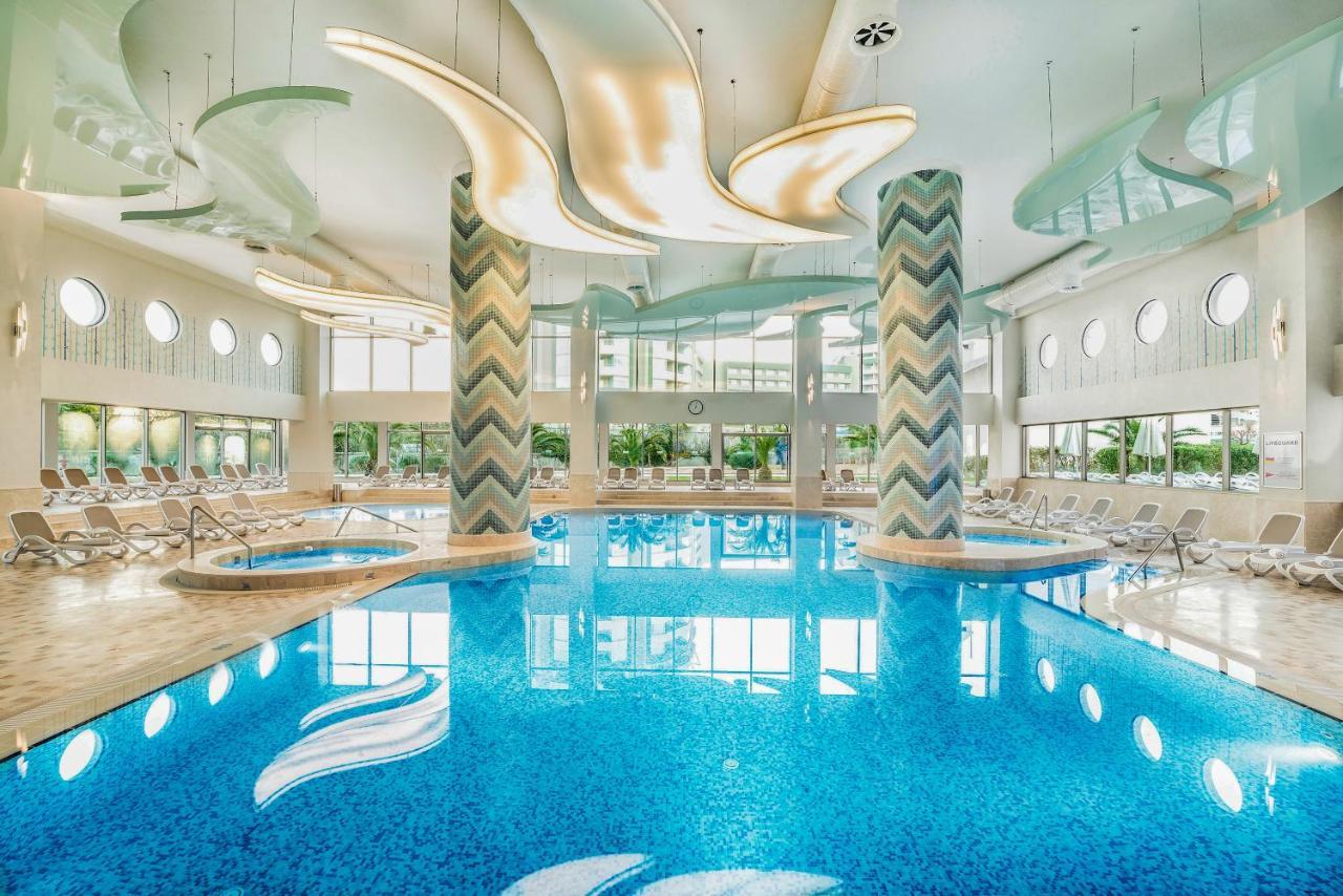 Titanic Deluxe Lara Hotell Antalya Swimmingpool bild